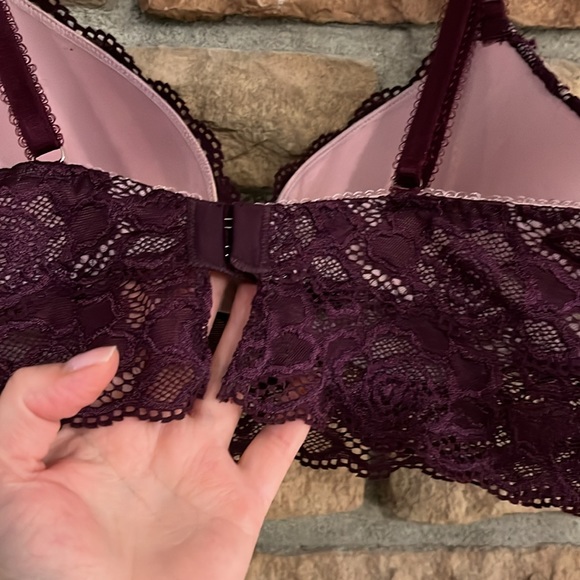 Lace bra - Picture 3 of 4